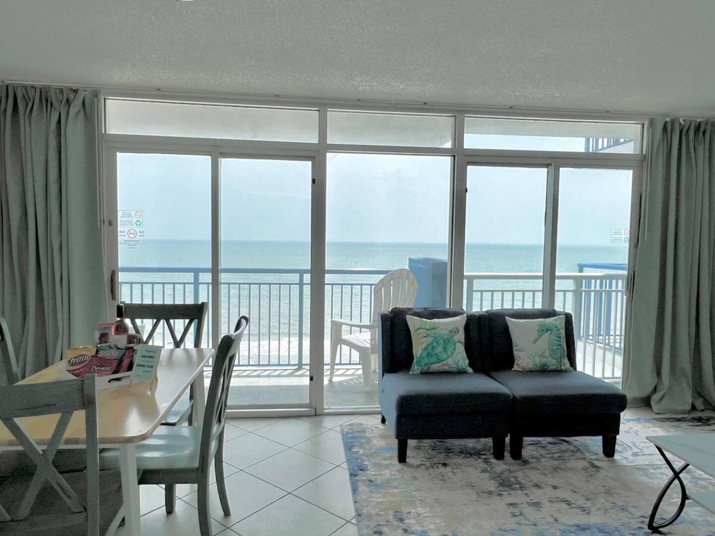 Oceanfront Luxury 2br King Atlantica Apartment